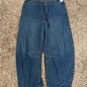 Old Navy Barrel Jeans